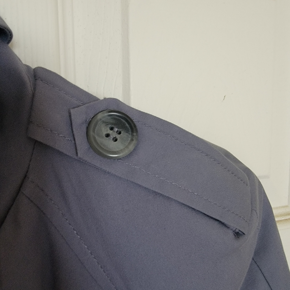 Trench coat - Picture 3 of 6